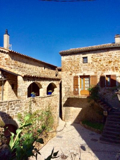 Les maisons en grès et calcaire